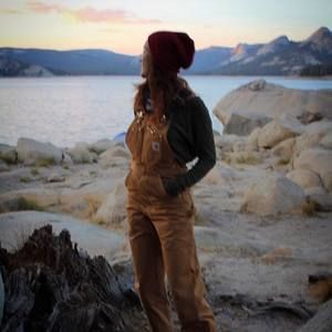 Meet your Posher, Marina